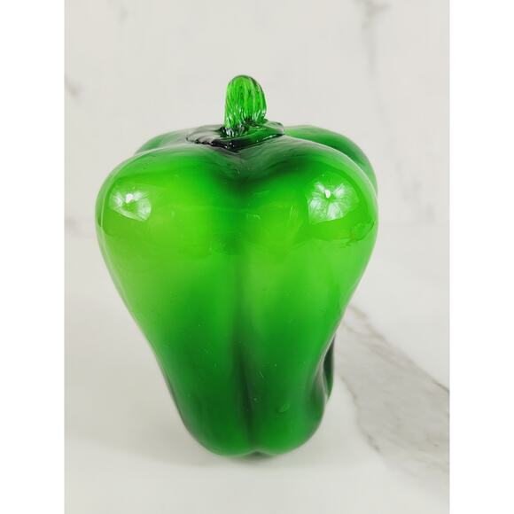 Art Glass Hand Blow Green Bell Pepper Vegetable 5 1/2" Life Size 90s Vintage - Picture 3 of 14